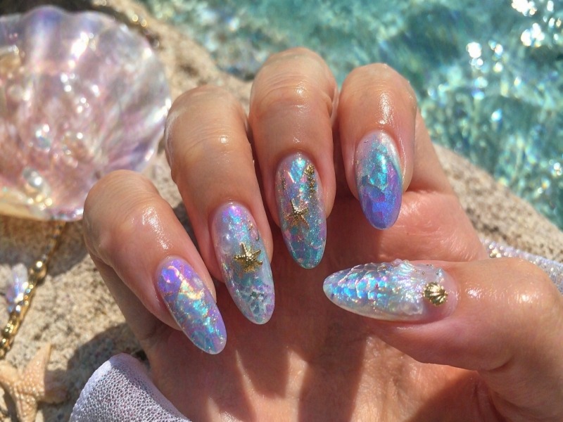 Mermaid-Inspired Nails